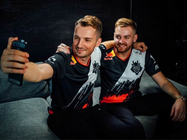 WE官宣：自由人Able正式加入队伍担任ADC