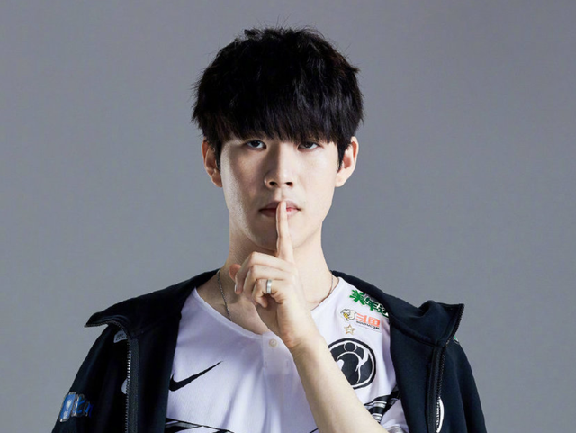 青花瓷海外拜年礼：海内存知己，天涯若比邻